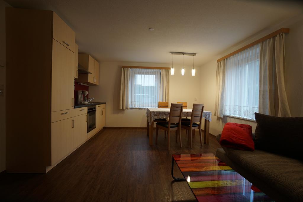 Ferienwohnung Fam Alfons Geiler Heinfels Δωμάτιο φωτογραφία